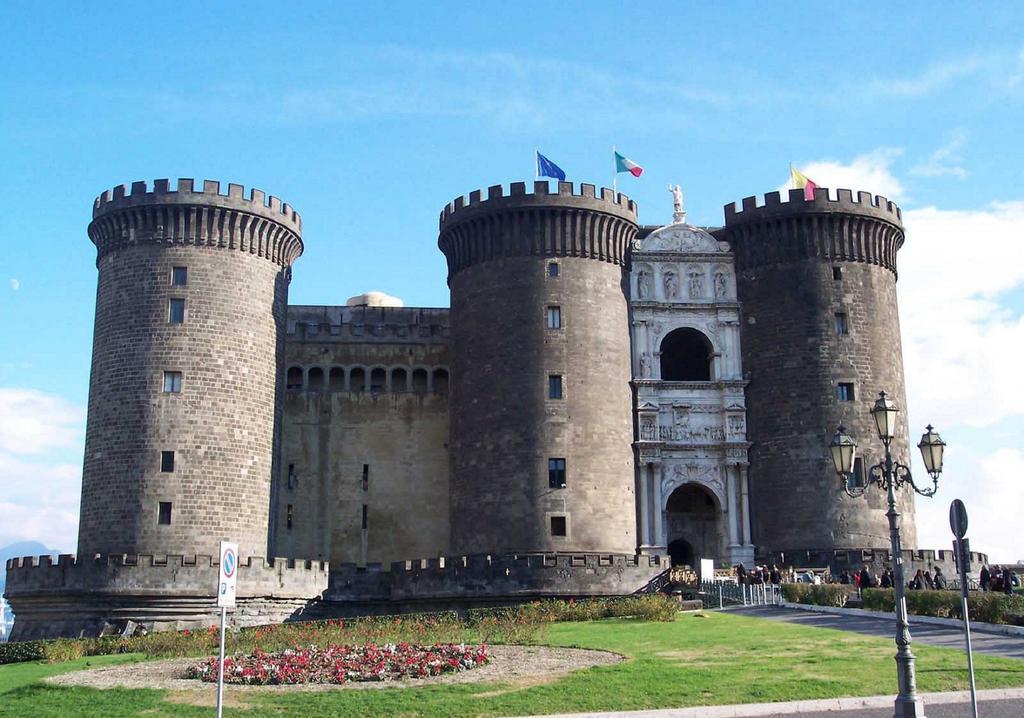Suite Apartments Angioini Napoli Dış mekan fotoğraf