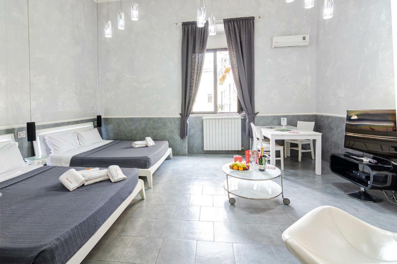 Suite Apartments Angioini Napoli Dış mekan fotoğraf